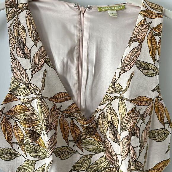 Gianni Bini Beckham Cut out Jaquard Print Sleeveless Front slit Lined Dress NWOT - Picture 4 of 11